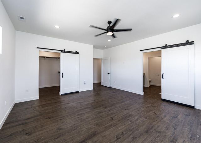 307 N Lyons Dr, Pueblo, CO 81007