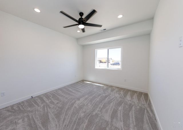 307 N Lyons Dr, Pueblo, CO 81007