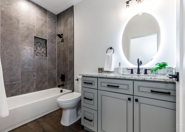 307 N Lyons Dr, Pueblo, CO 81007