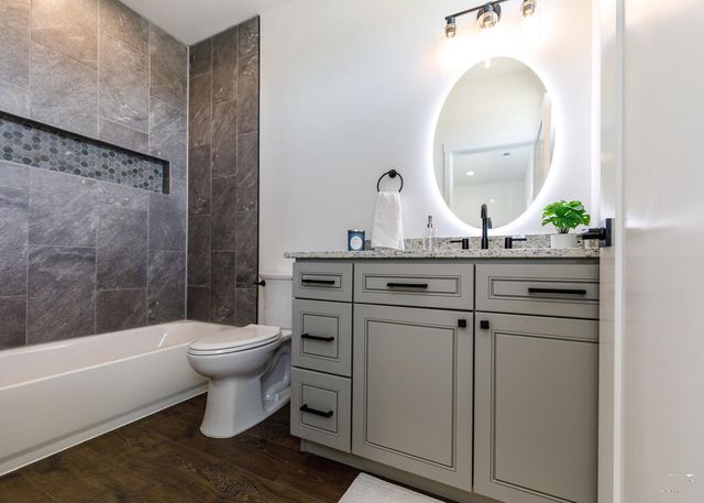 307 N Lyons Dr, Pueblo, CO 81007