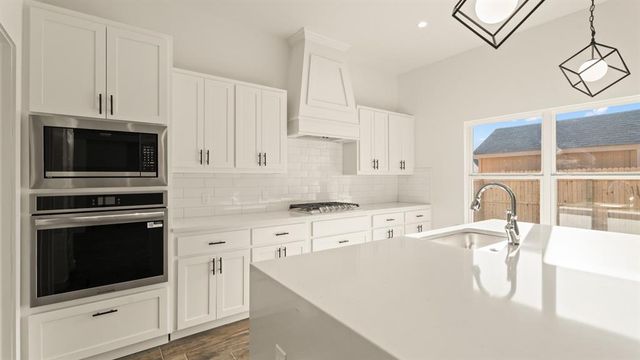 12800 NW 6th Street, Yukon, OK 73099