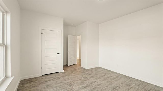 12800 NW 6th Street, Yukon, OK 73099