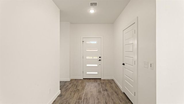 12800 NW 6th Street, Yukon, OK 73099