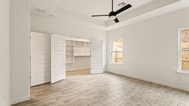 12800 NW 6th Street, Yukon, OK 73099