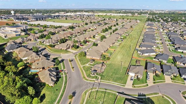 12800 NW 6th Street, Yukon, OK 73099