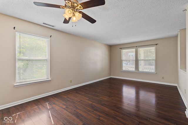 9300 Amberleigh Drive, Plainfield, IN 46168