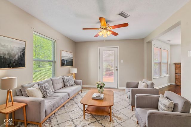 9300 Amberleigh Drive, Plainfield, IN 46168