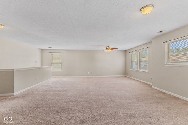 9300 Amberleigh Drive, Plainfield, IN 46168