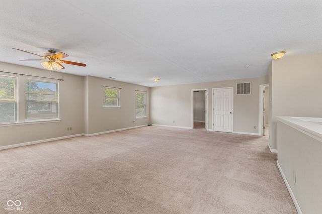 9300 Amberleigh Drive, Plainfield, IN 46168