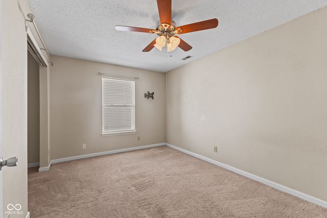 9300 Amberleigh Drive, Plainfield, IN 46168