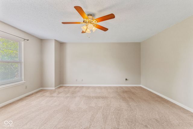 9300 Amberleigh Drive, Plainfield, IN 46168