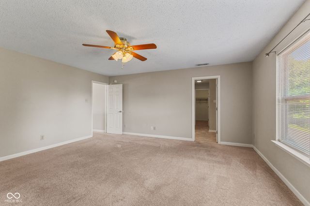 9300 Amberleigh Drive, Plainfield, IN 46168