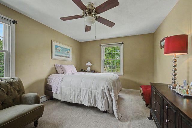 15 Pheasant Hill Rd., Granby, MA 01033