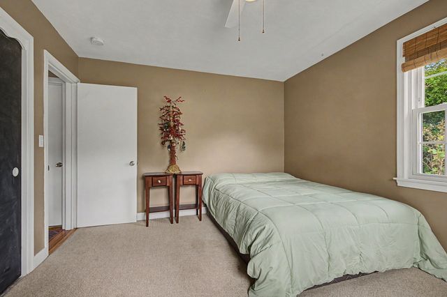 15 Pheasant Hill Rd., Granby, MA 01033