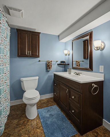 15 Pheasant Hill Rd., Granby, MA 01033