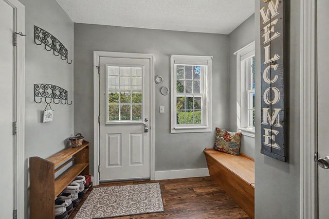 15 Pheasant Hill Rd., Granby, MA 01033
