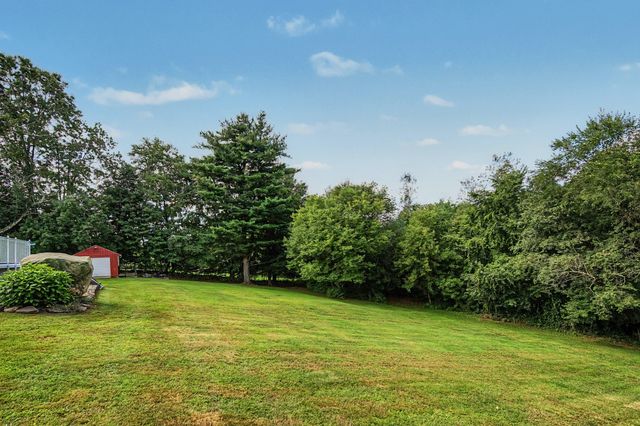 15 Pheasant Hill Rd., Granby, MA 01033