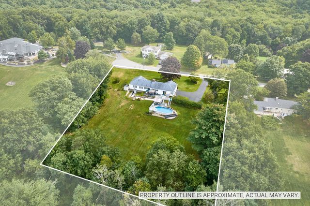 15 Pheasant Hill Rd., Granby, MA 01033