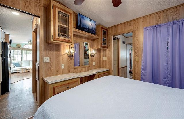 121 Caravan CIR, North Fort Myers, FL 33903