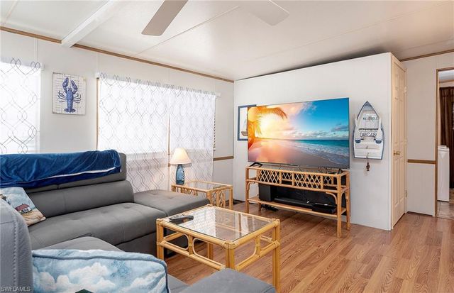 121 Caravan CIR, North Fort Myers, FL 33903