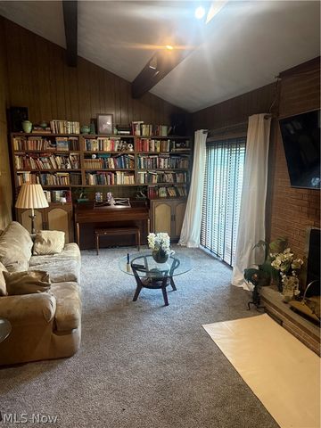 2500 Rosewood, Youngstown, OH 44505