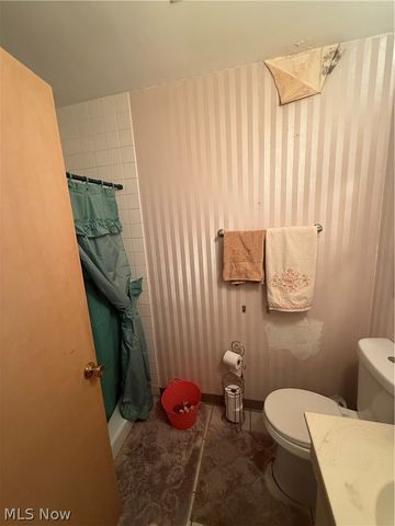 2500 Rosewood, Youngstown, OH 44505