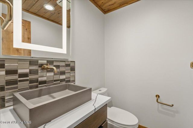 12489 W Hayden AVE, Post Falls, ID 83854
