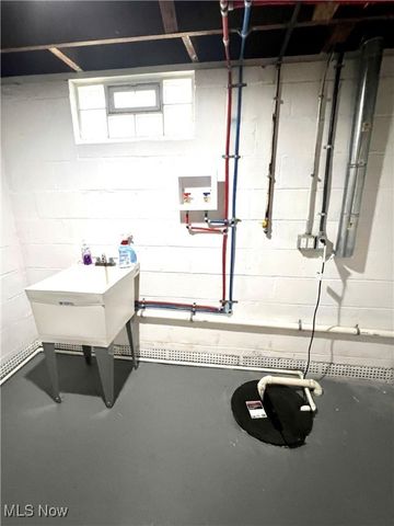 109 Avalon Drive, Bedford Heights, OH 44146