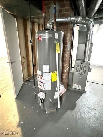 109 Avalon Drive, Bedford Heights, OH 44146