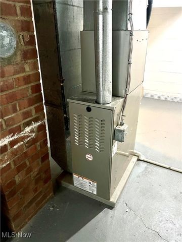 109 Avalon Drive, Bedford Heights, OH 44146