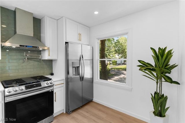 109 Avalon Drive, Bedford Heights, OH 44146