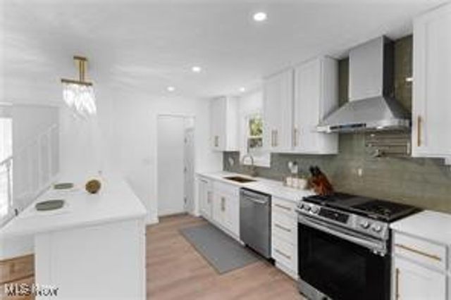 109 Avalon Drive, Bedford Heights, OH 44146