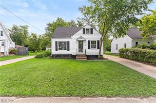 109 Avalon Drive, Bedford Heights, OH 44146