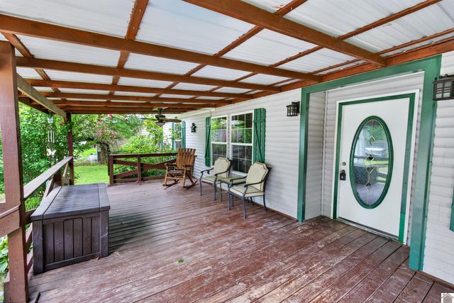 1911 Husband Road, Paducah, KY 42003