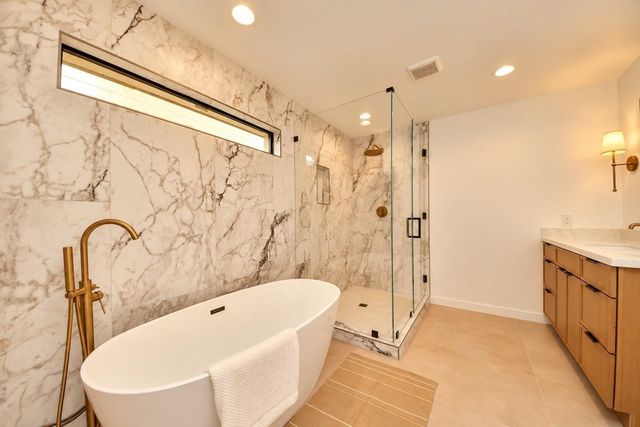 12503 Barryknoll Lane, Houston, TX 77024