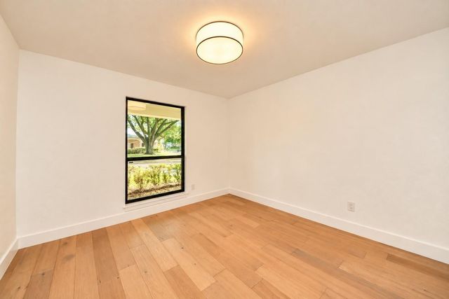 12503 Barryknoll Lane, Houston, TX 77024