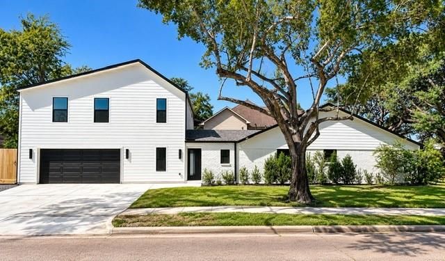 12503 Barryknoll Lane, Houston, TX 77024