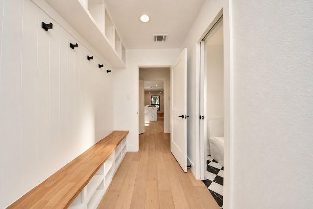 12503 Barryknoll Lane, Houston, TX 77024