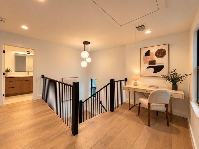 12503 Barryknoll Lane, Houston, TX 77024