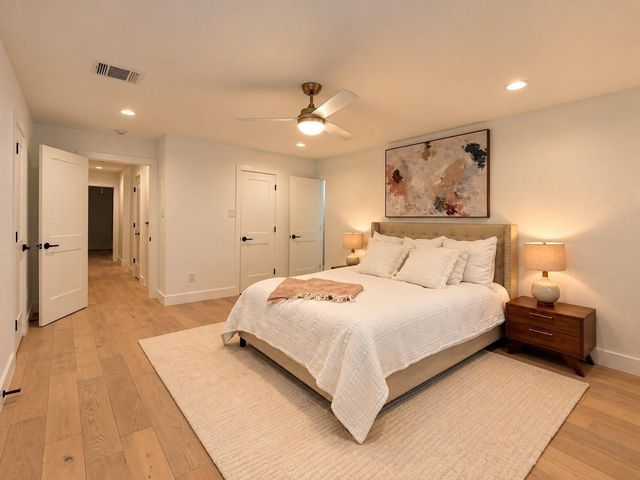 12503 Barryknoll Lane, Houston, TX 77024