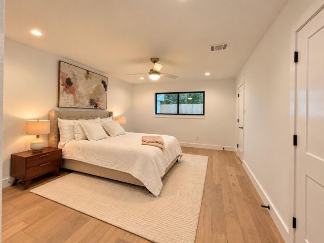 12503 Barryknoll Lane, Houston, TX 77024