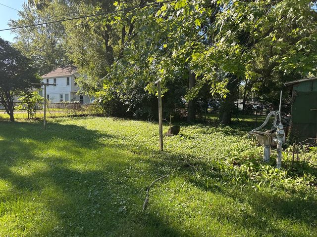 184 S Forest Avenue, Bradley, IL 60915