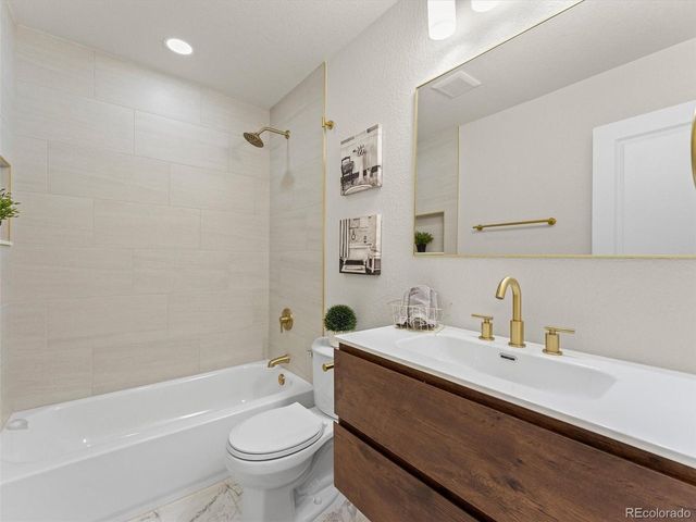 3213 Valmont St, Evans, CO 80620