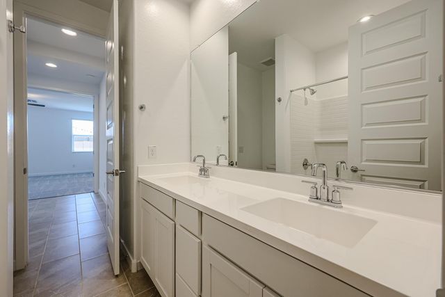 17347 W Gray Fox Trail, Surprise, AZ 85387