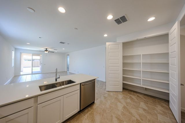17347 W Gray Fox Trail, Surprise, AZ 85387