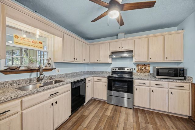 150 Royal Oaks Drive NE, Cleveland, TN 37323