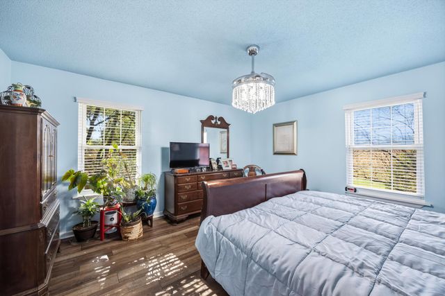 150 Royal Oaks Drive NE, Cleveland, TN 37323