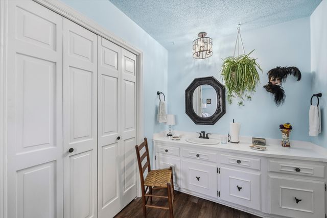 150 Royal Oaks Drive NE, Cleveland, TN 37323