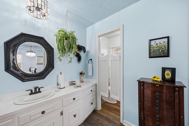 150 Royal Oaks Drive NE, Cleveland, TN 37323