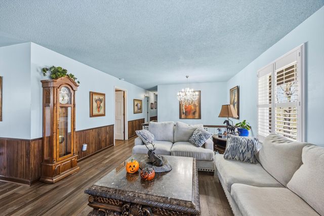 150 Royal Oaks Drive NE, Cleveland, TN 37323